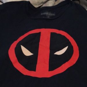 Men’s Deadpool t shirt